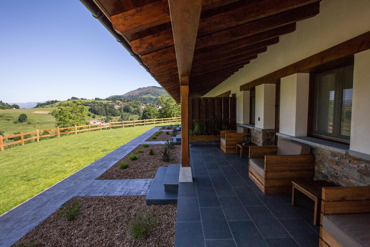Fuente El Gueeyu Cangas de Onís Exterior foto